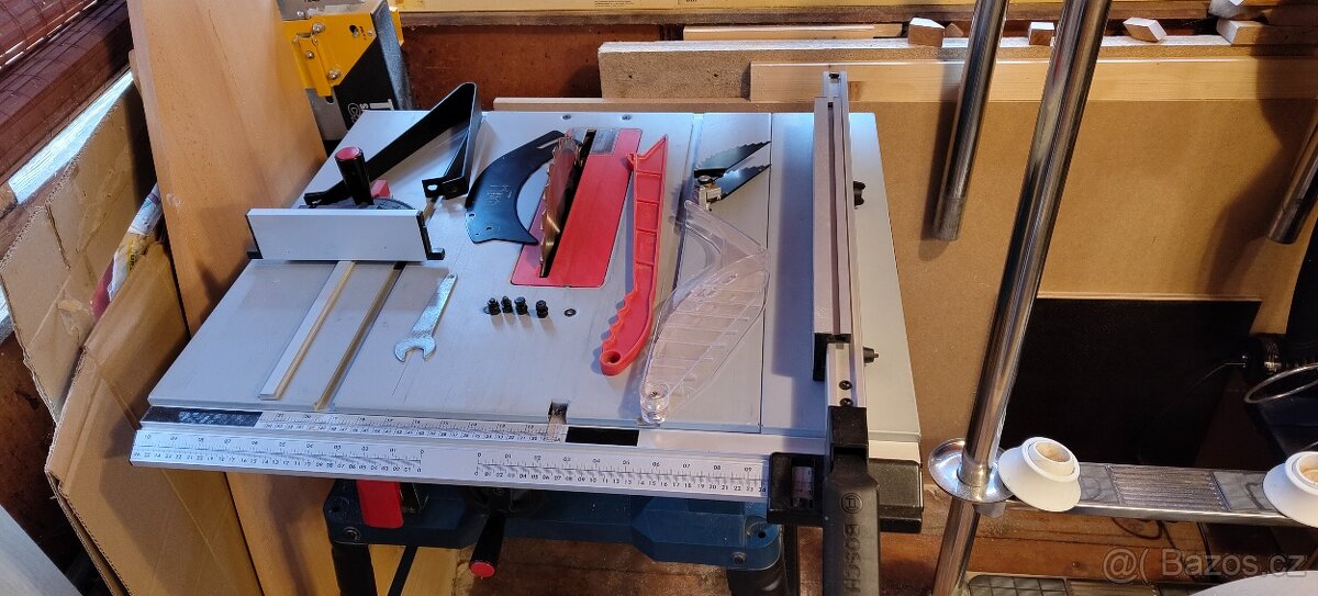 Stolní pila Bosch PRO GTS 254 - 2