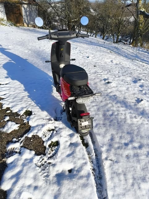 Elektrický skútr Super Soco CU MINI - 2