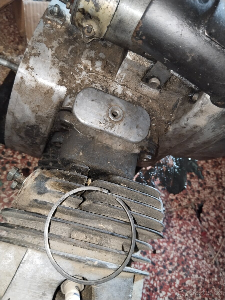 Motor Dněpr k750 - 2