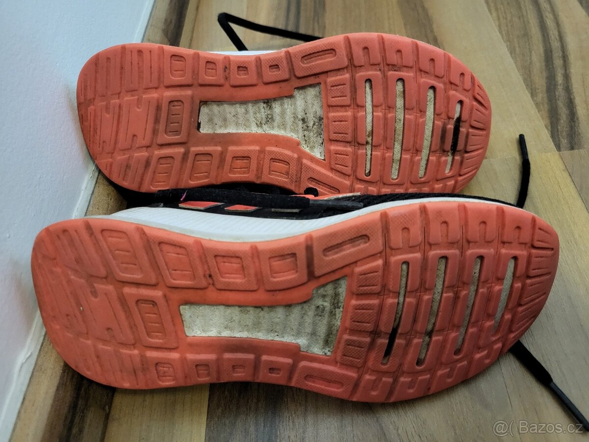 Adidas tenisky vel. 29 - 2