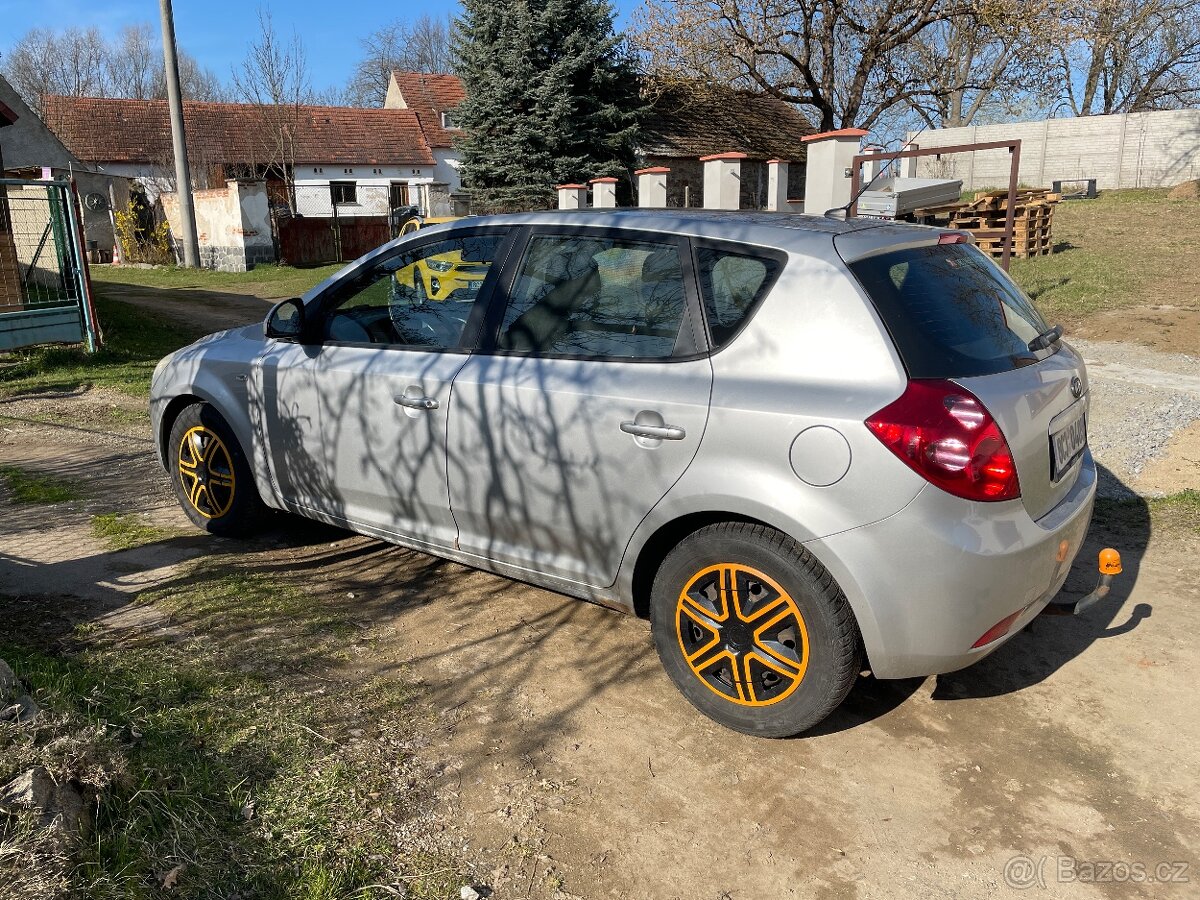 Kia Ceed 1.4 80kW na ND - 2