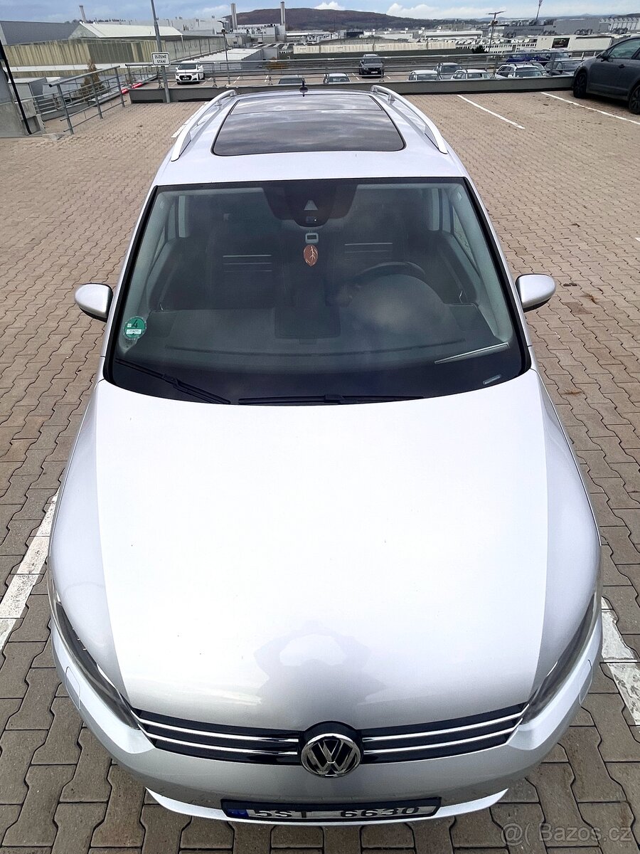 VW Touran - 2