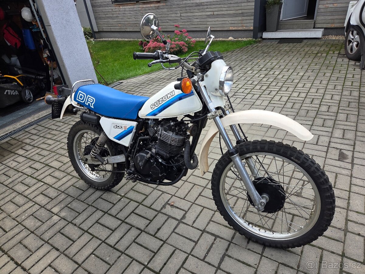 Suzuki DR 500 - 2