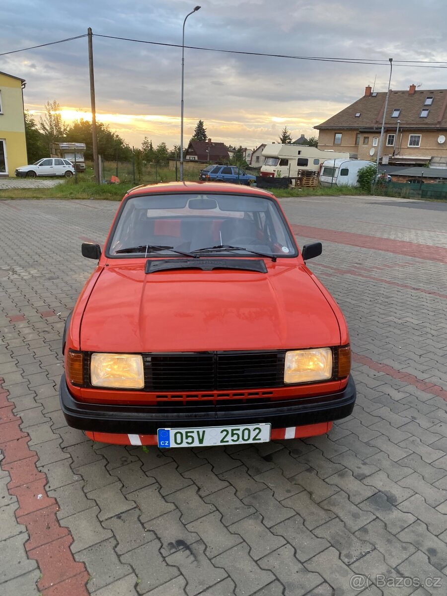 Škoda 120L - 2