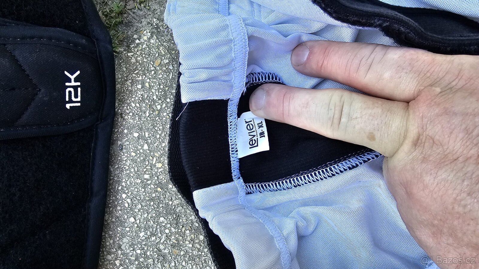 Věci na hokej a in-line hokej? - 2