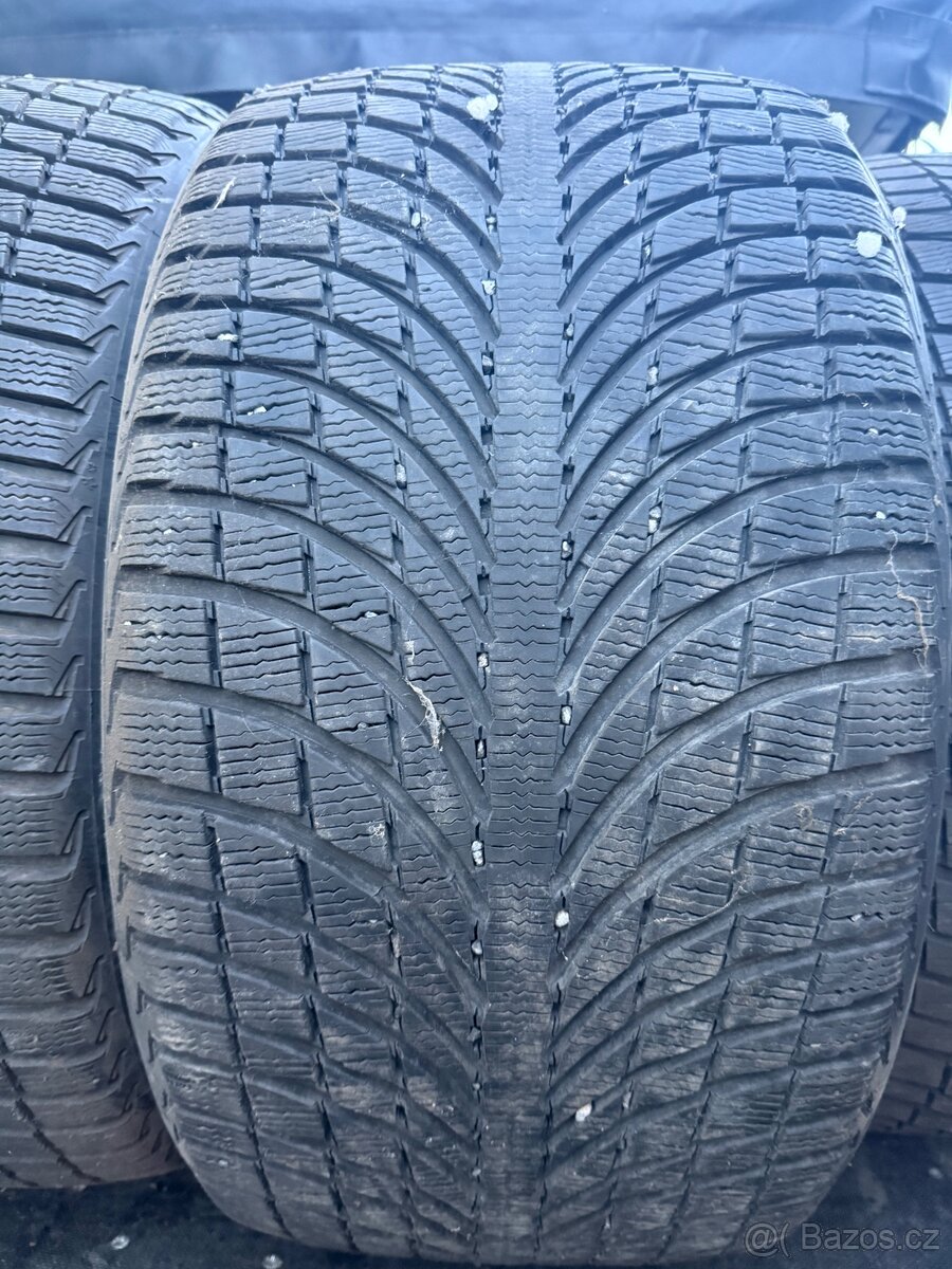 Pneu zimní 295/35 r21 - 2