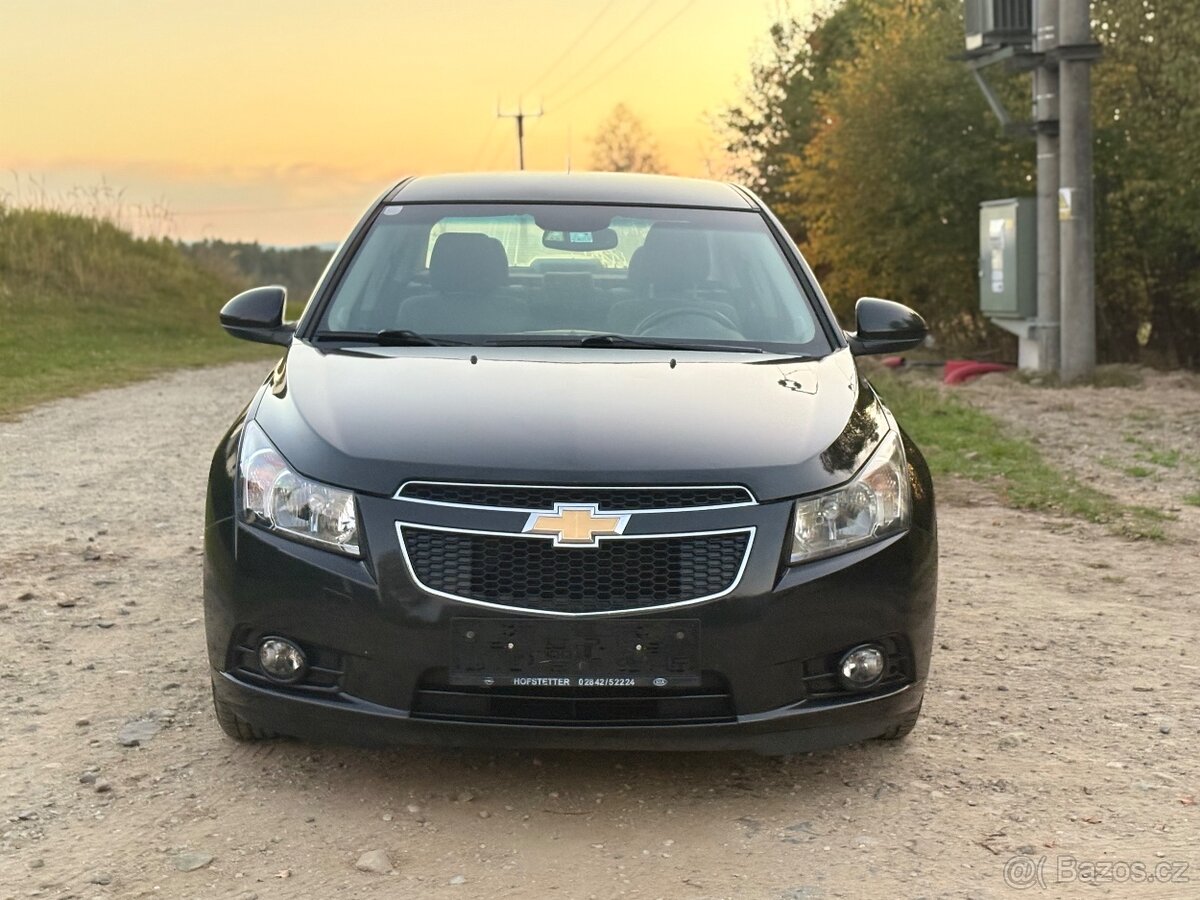 Chevrolet Cruze LS 2.0TD - 2