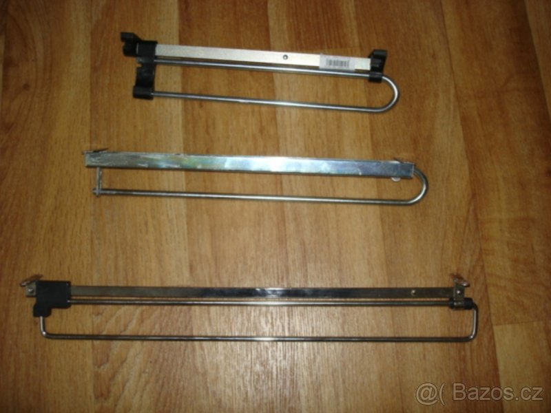 Věšák výsuvný 2 ks - 2