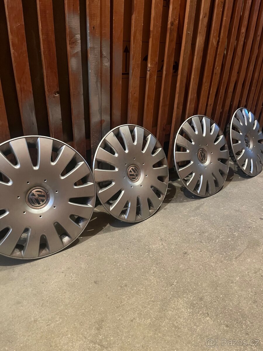 Originální kryty kol značky Volswagen,velikost 16’’ - 2