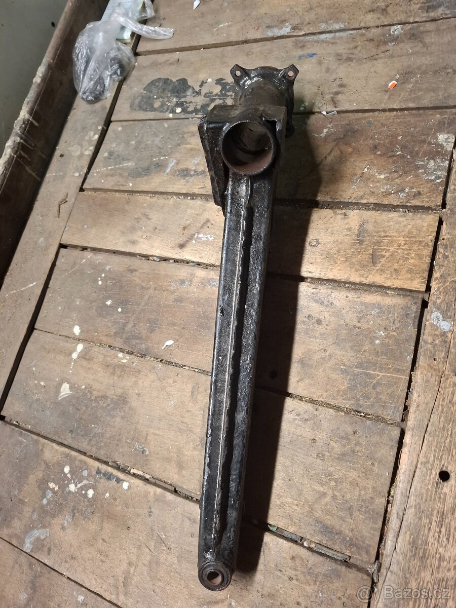 Šikmé rameno Škoda 130, Rapid 136 - 2