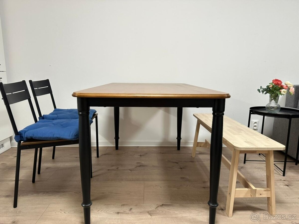 Jídelní stůl IKEA s 2 židlemi DANDERYD - 2