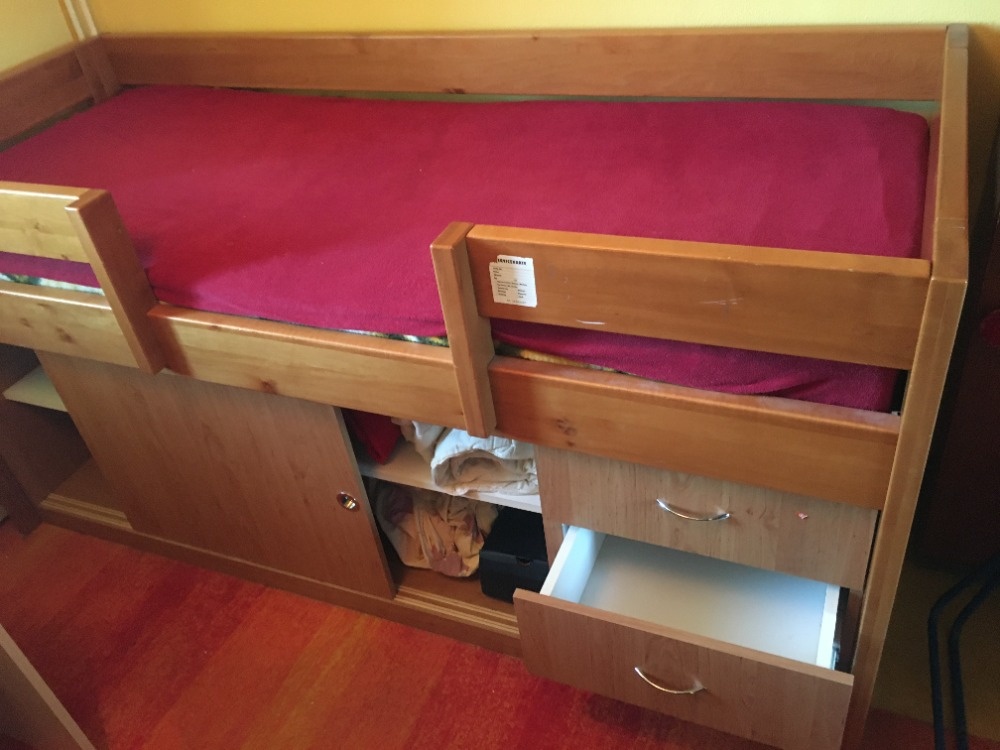 Postele s úložným prostorem - 2