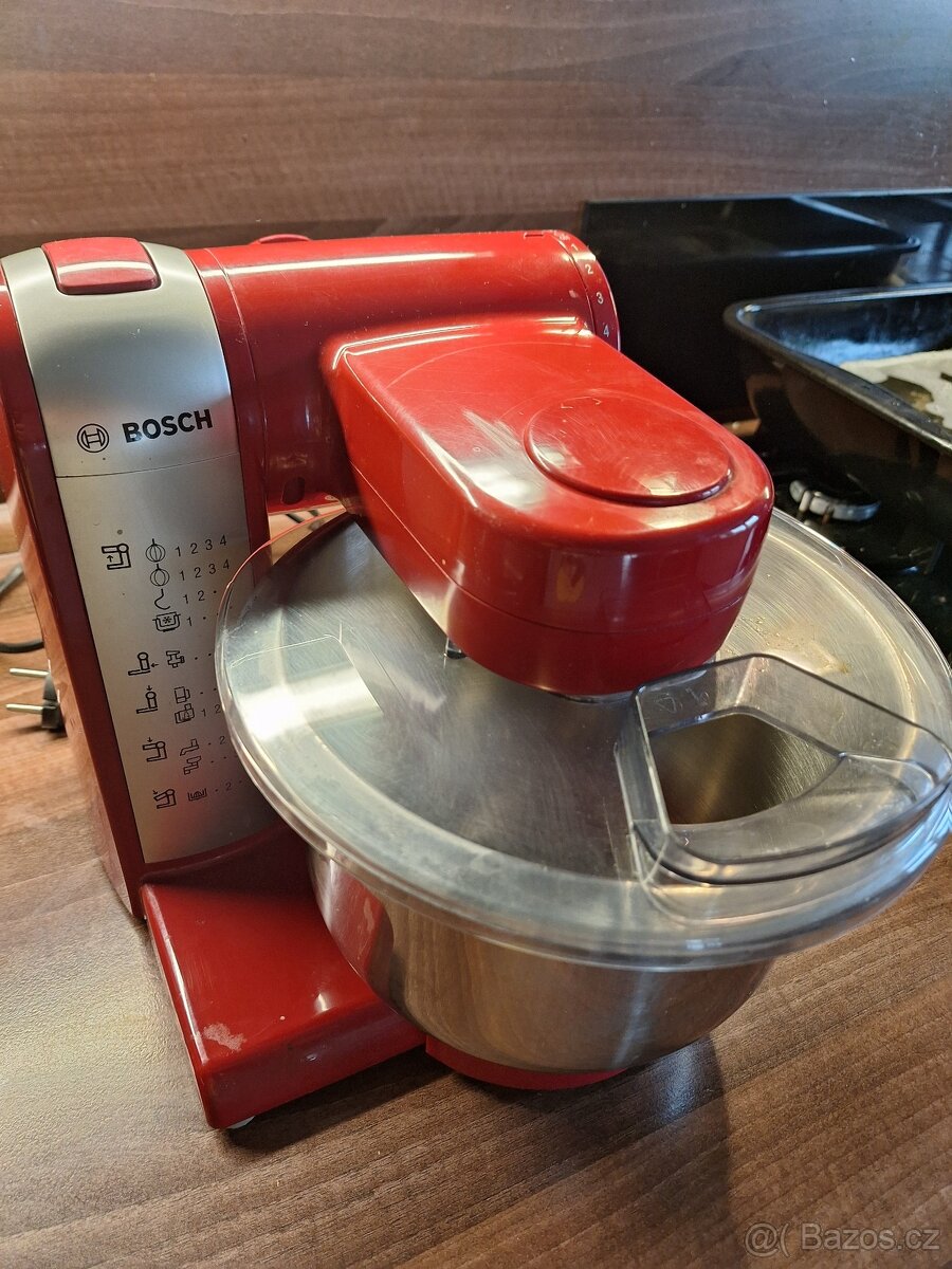 Kuchyňský robot - 2