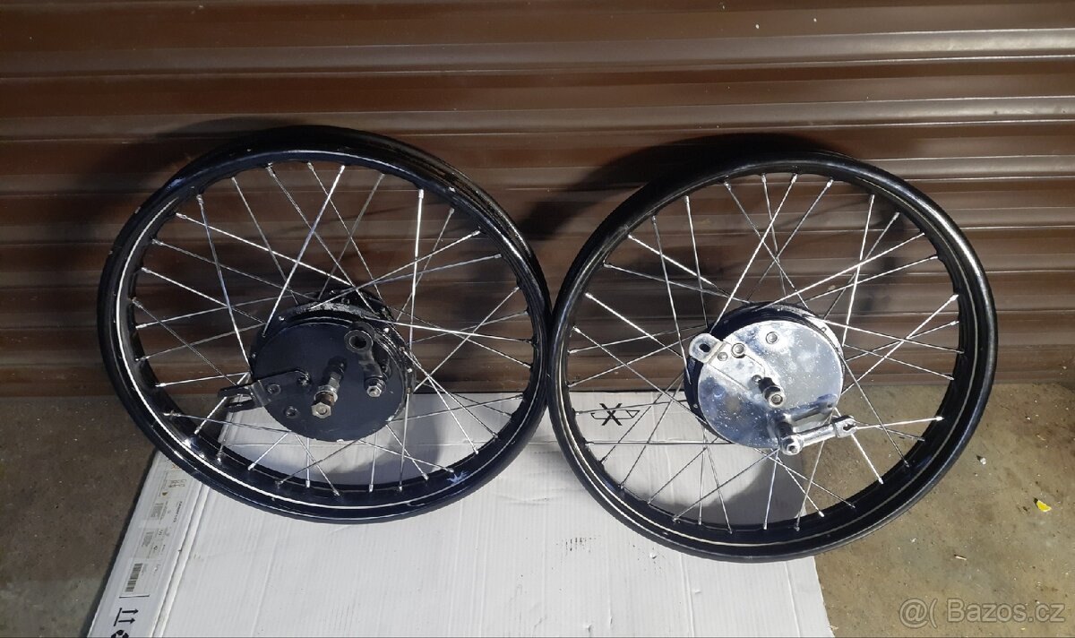 Kola 19" ČZ 175 předválečná - 2
