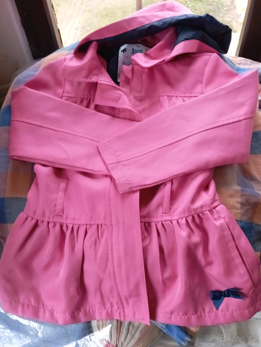 Jarní kabáteky, bundy, teplé vestičky - 2