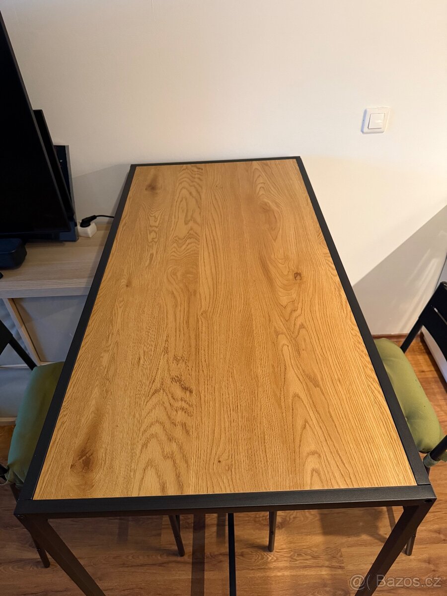 Barový stůl a židle - 2