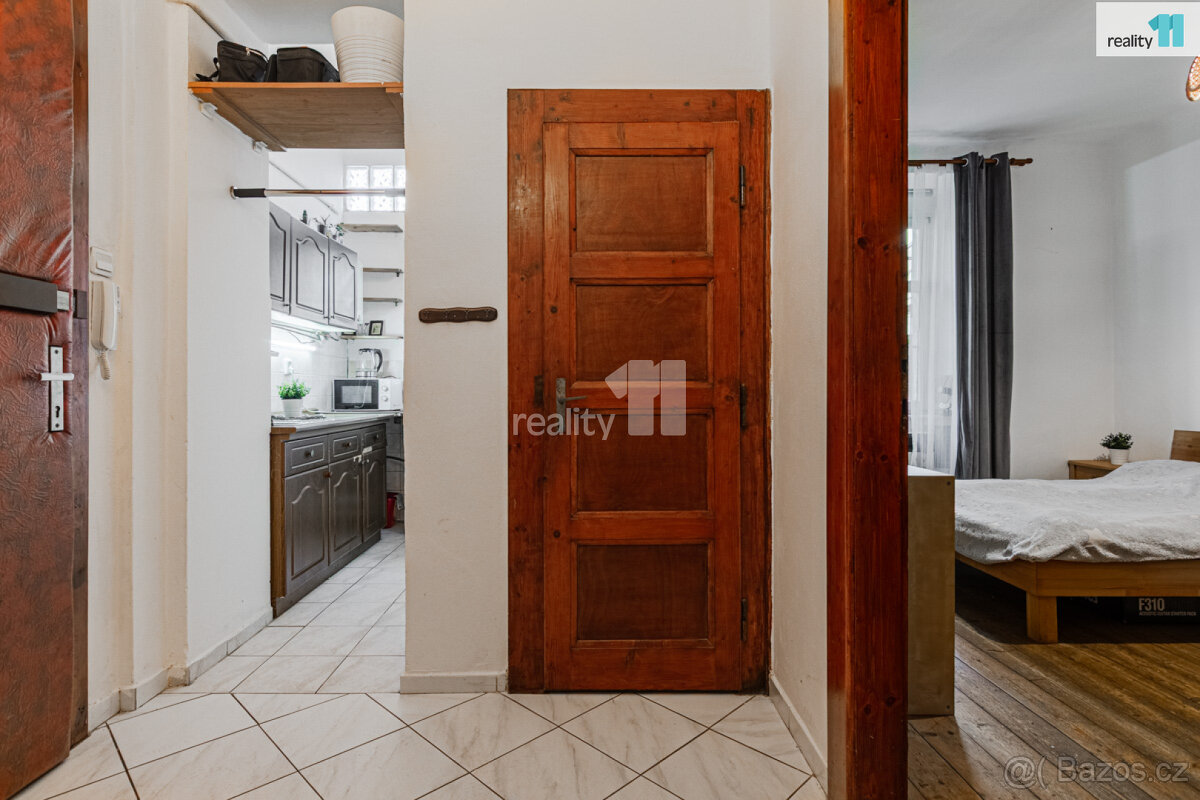 Prodej bytu 1+1, 37, m2, Praha 4 - 2