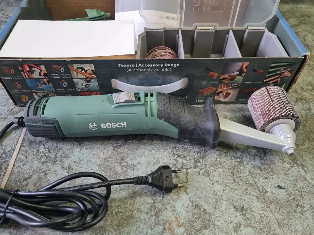 BOSCH Texoro Brusný váleček 250 W 06033B5100 - 2