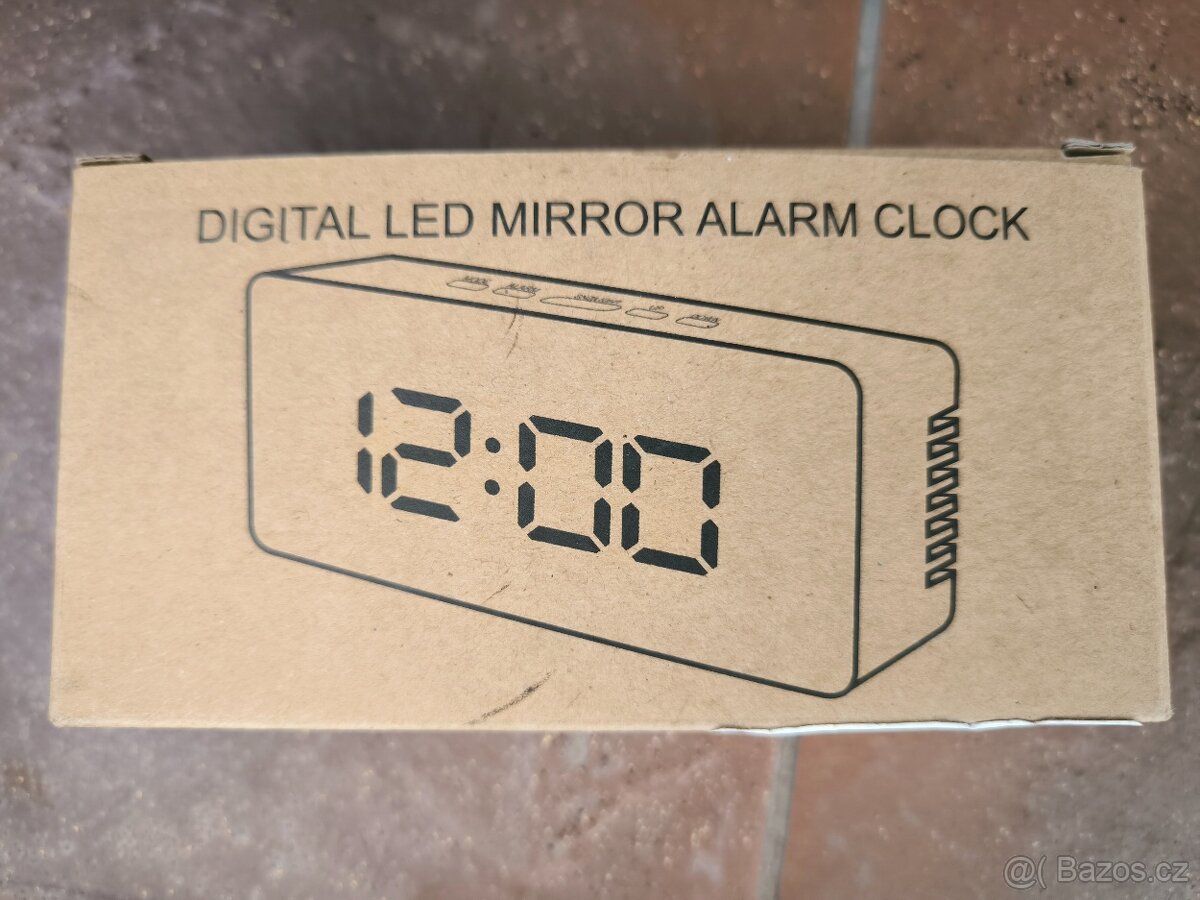 Multifunkční zrcadlové hodiny - 2