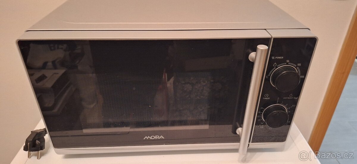 Prodám funkční mikrovlnku - 2