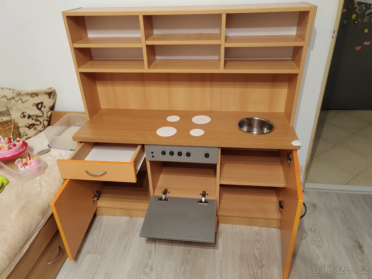 Dětská dřevěná kuchyňka - 2