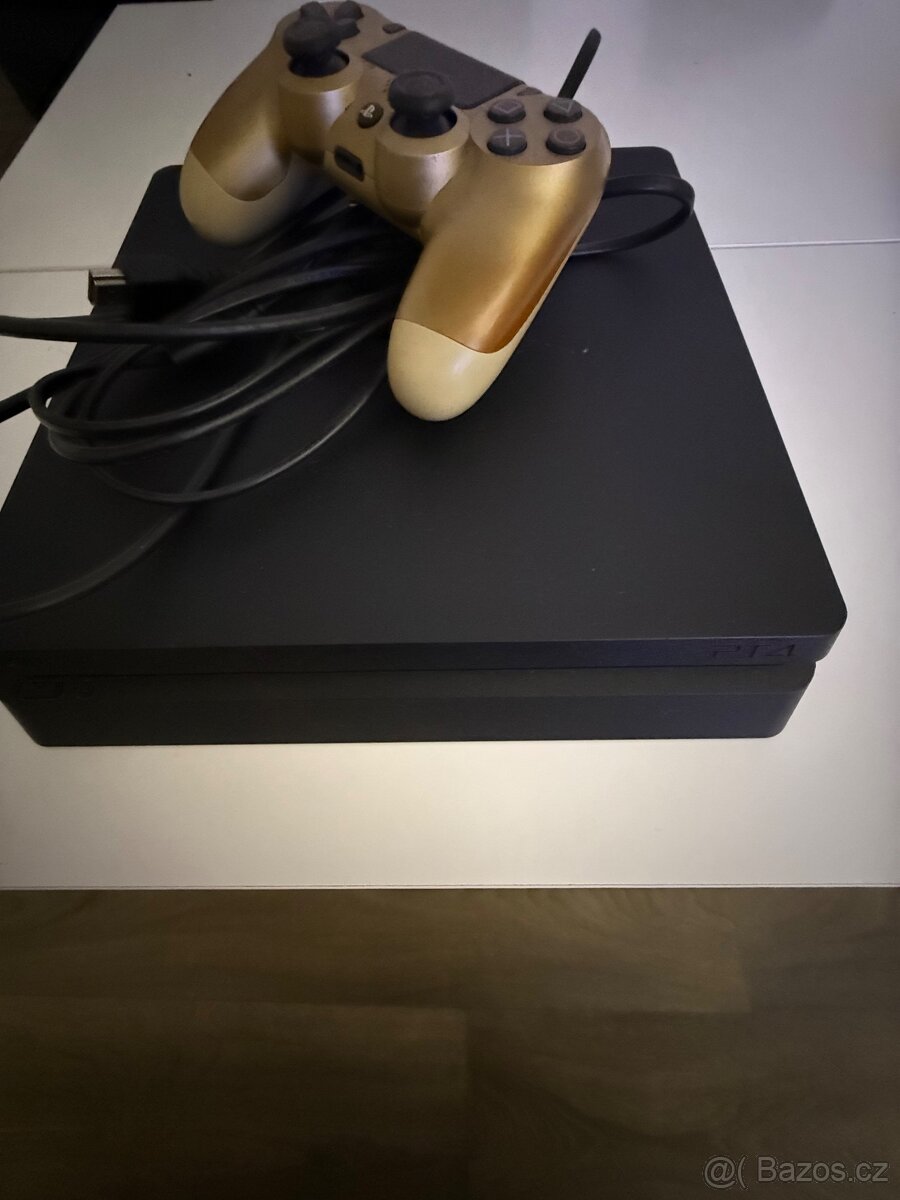 Ps4 slim 500gb s ovladačem - 2