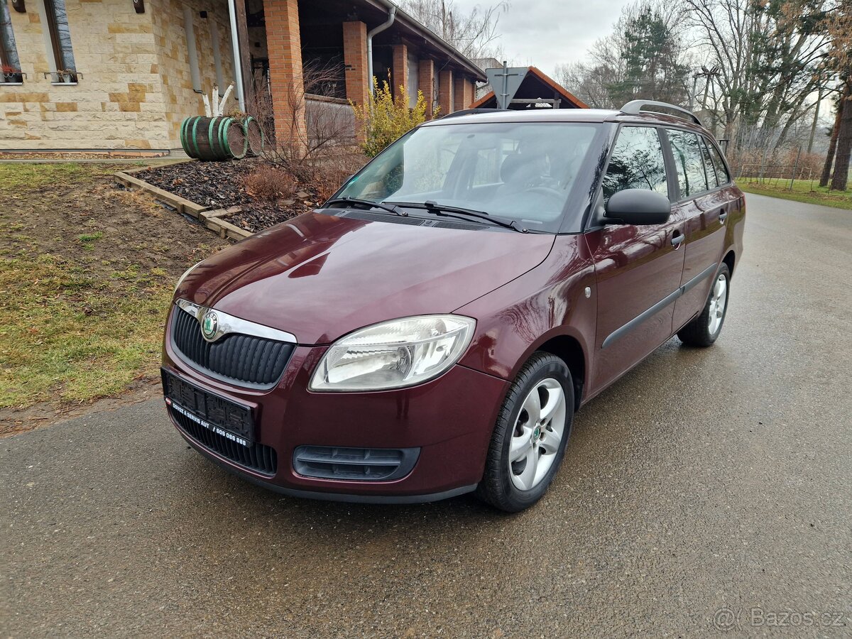Škoda Fabia 2 combi 1,4 16 V 63 KW - 2