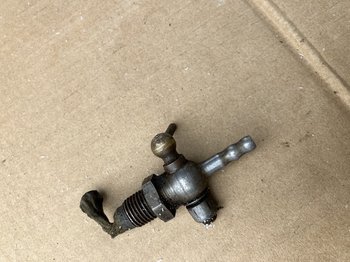 jawa pérák palivový kohout - 2