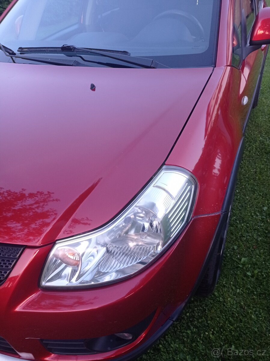 Suzuki SX4 čtyřkolka - 2