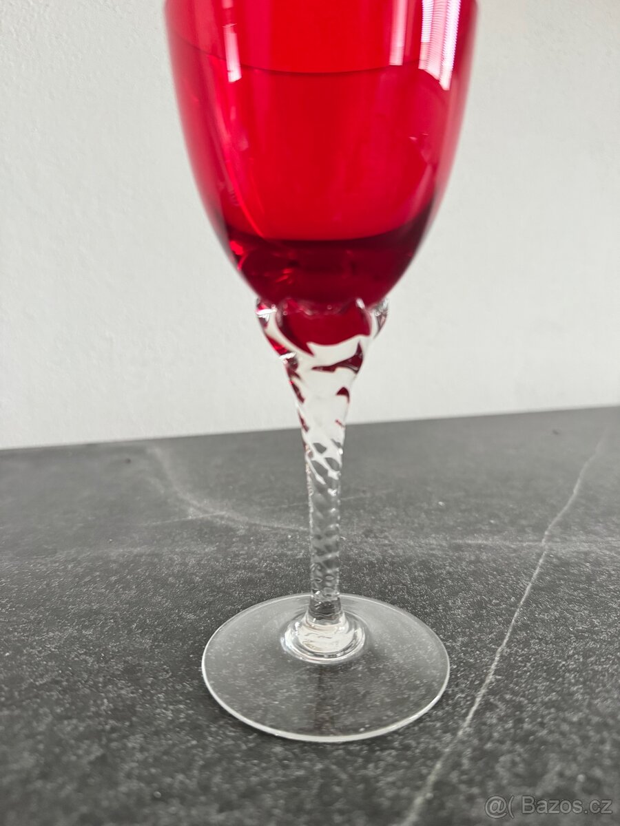 Set broušených sklenic na víno - 2