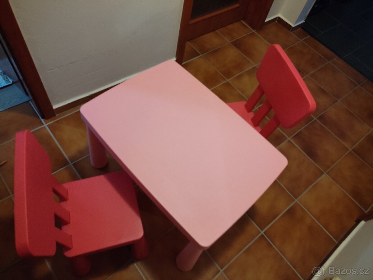 Stůl a 2 židle mamut - 2