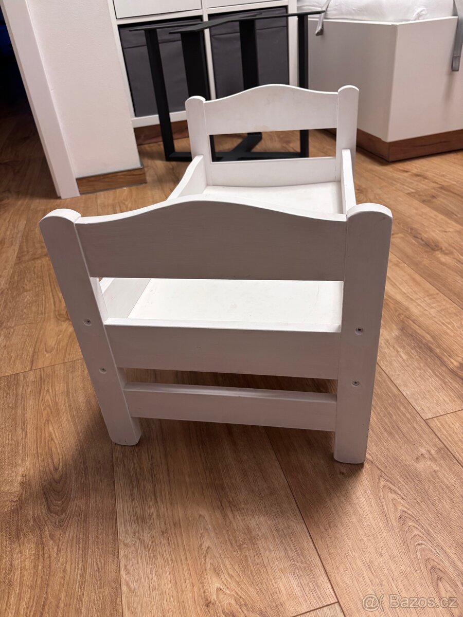Dřevěná dětská postýlka pro panenky - 2