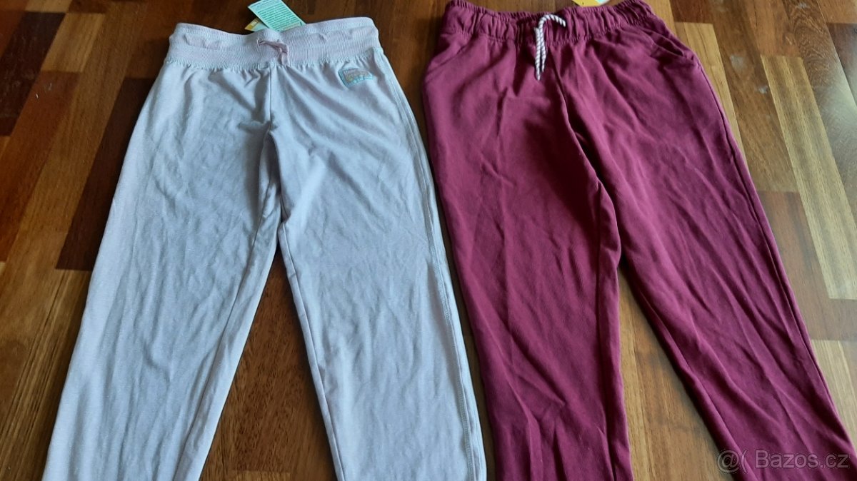 Tepláky vel 146/152 NOVÉ - 2