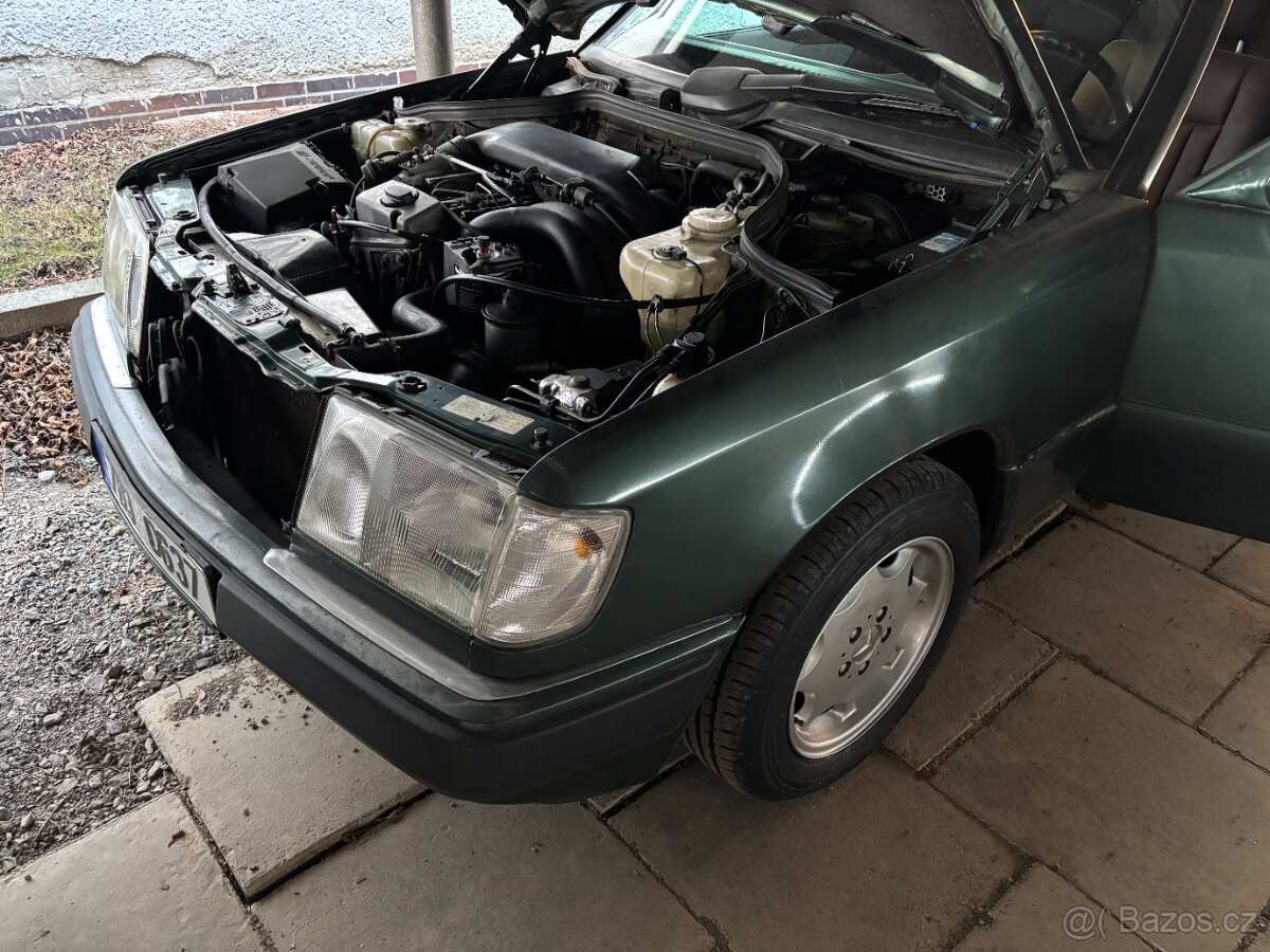 Mercedes E250D (S124,W124) - 2