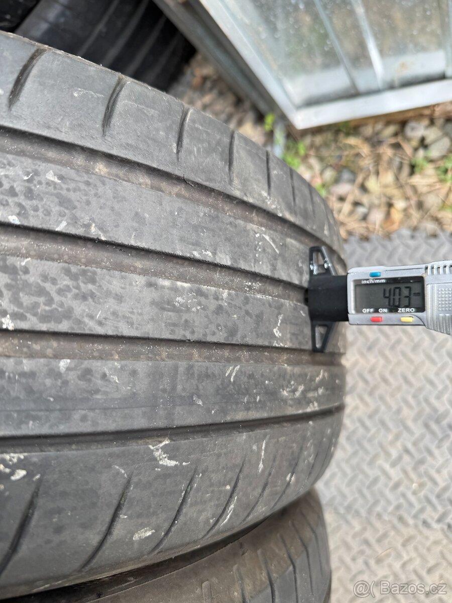 225/55/17 - Goodyear letní sada pneu - 2