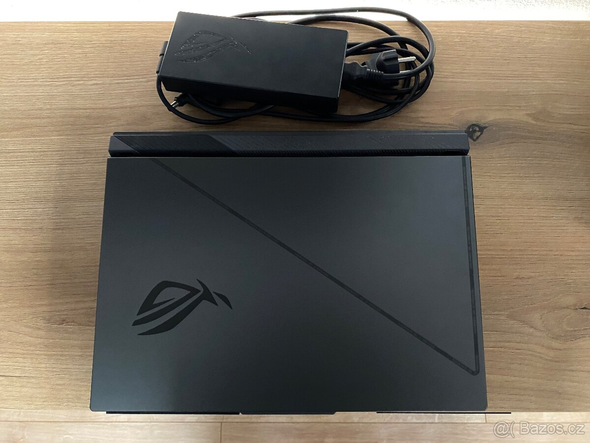 ASUS ROG Strix G16 - 2