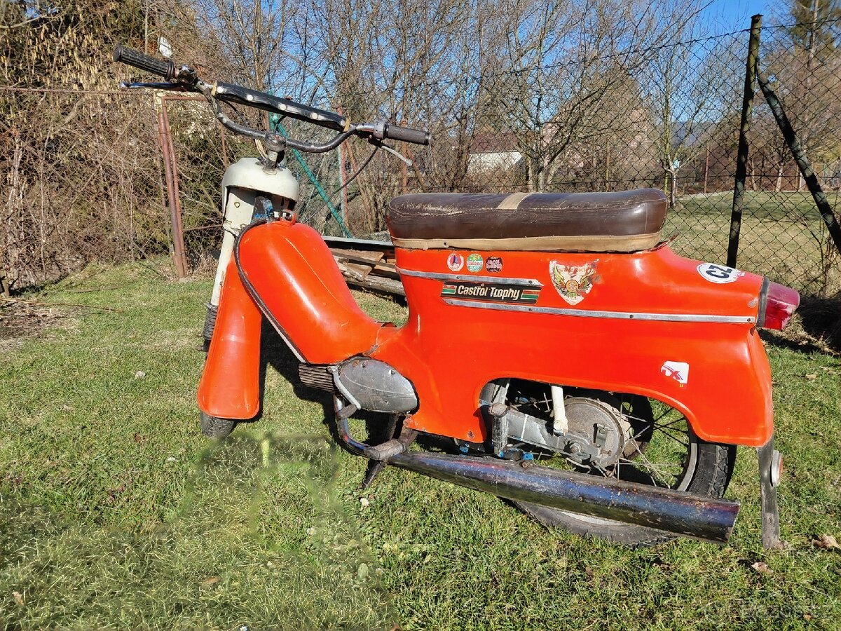 Jawa pionyr - 2