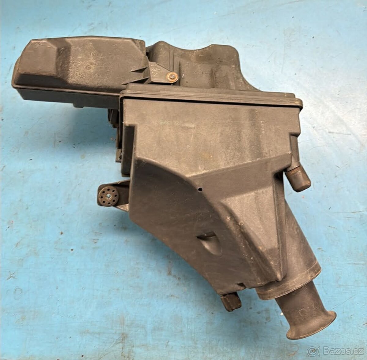 Airbox BMW e39 13 71 1 438 775 Cena -1000,- - 2