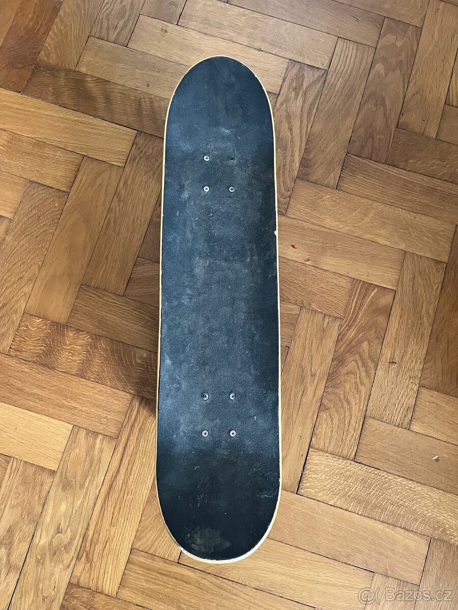 Skatebord + chrániče junior - 2