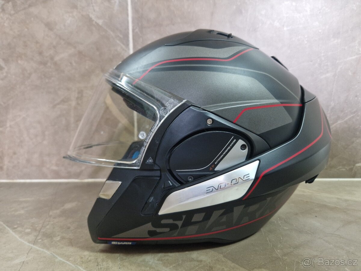Vyklápěcí přilba SHARK evo-one - 2