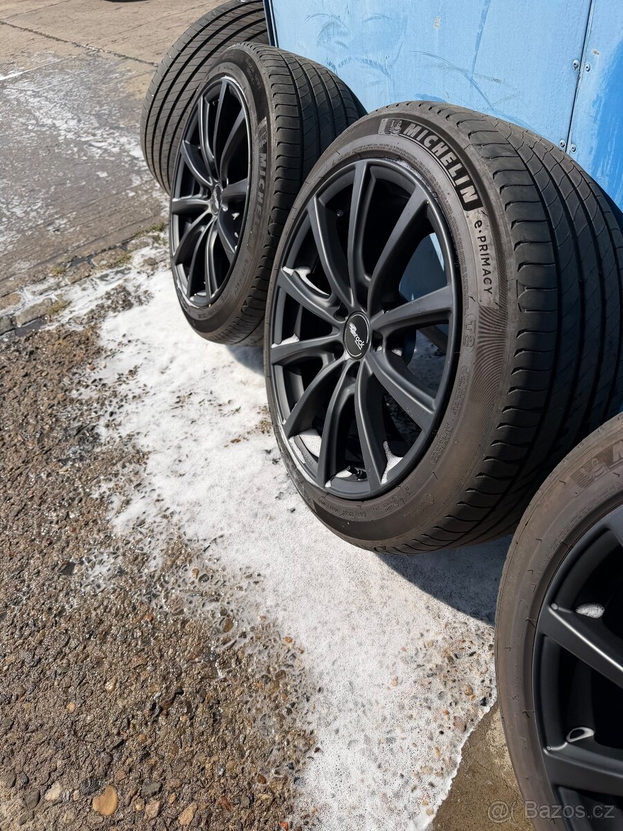 TESLA 3 alu kola BROCK18 - 2