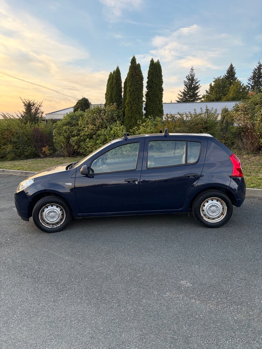 Dacia Sandero - 2