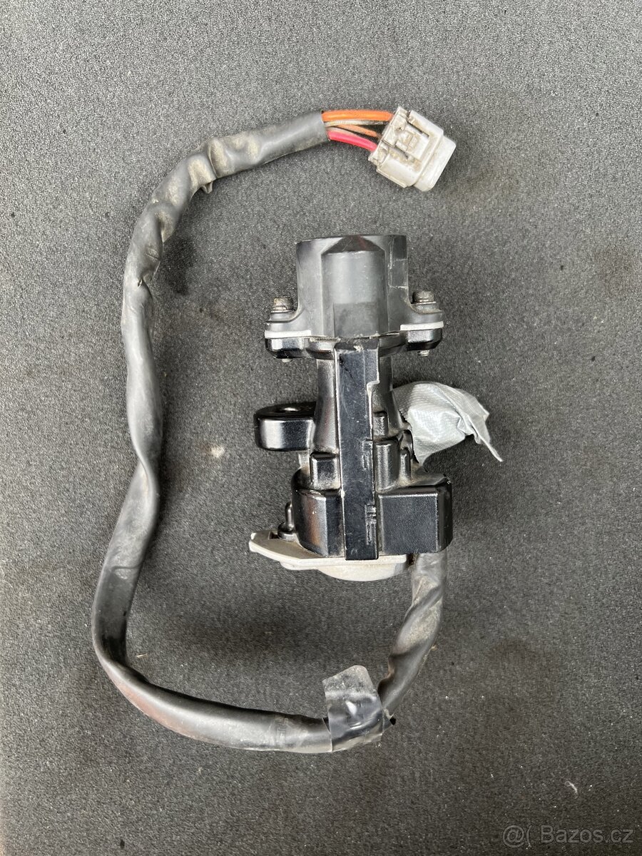 Spínací skříň, všechny zámky klíče, Suzuki Gsxr 750 k6 - 2