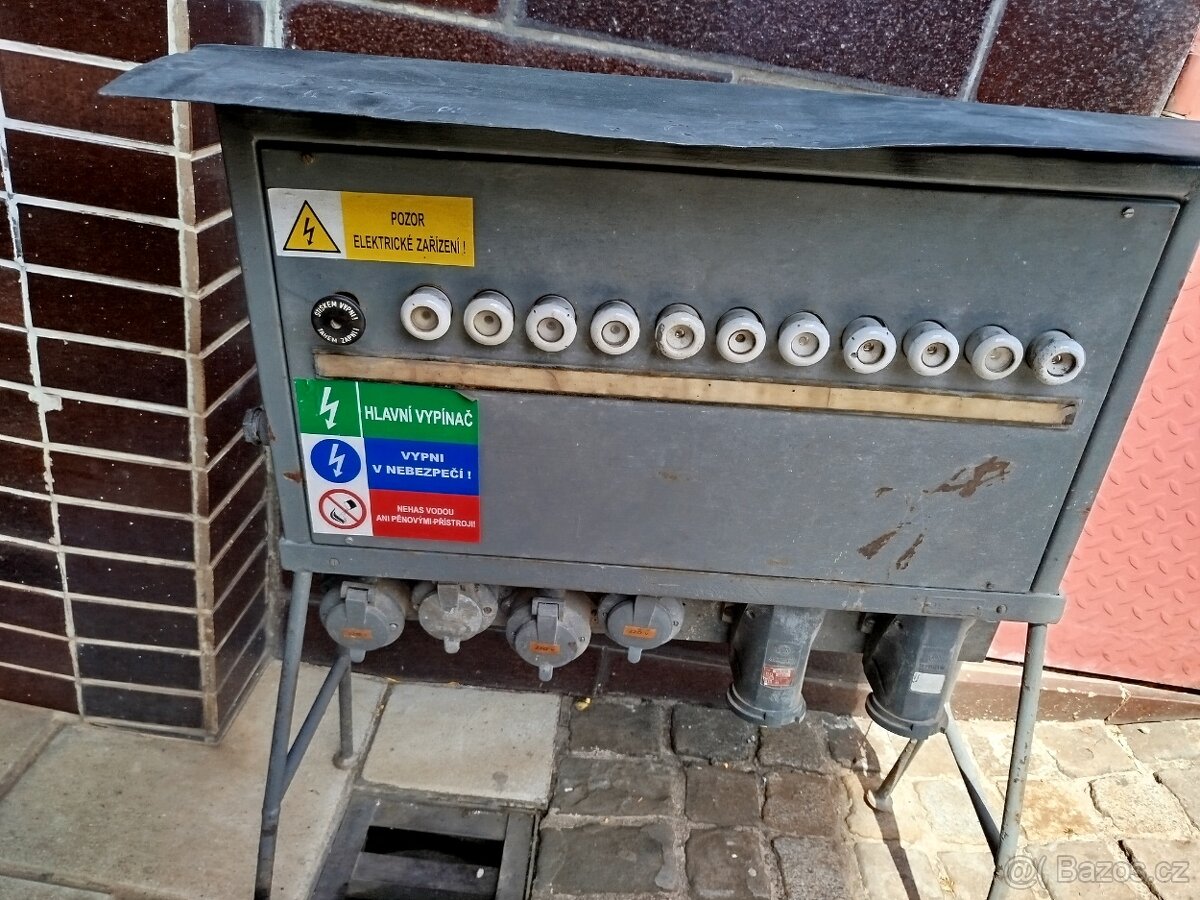 Elektrický rozvaděč 230/380 V - 2