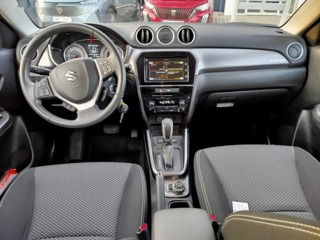 Suzuki Vitara, PREMIUM 1.4 103kW 4x4 AUTOMAT - 2