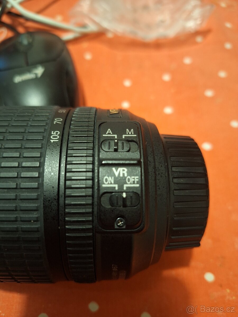 Nikon AF-S DX Nikkor 18-105 1:3,5-5,6G ED stav nového - 2