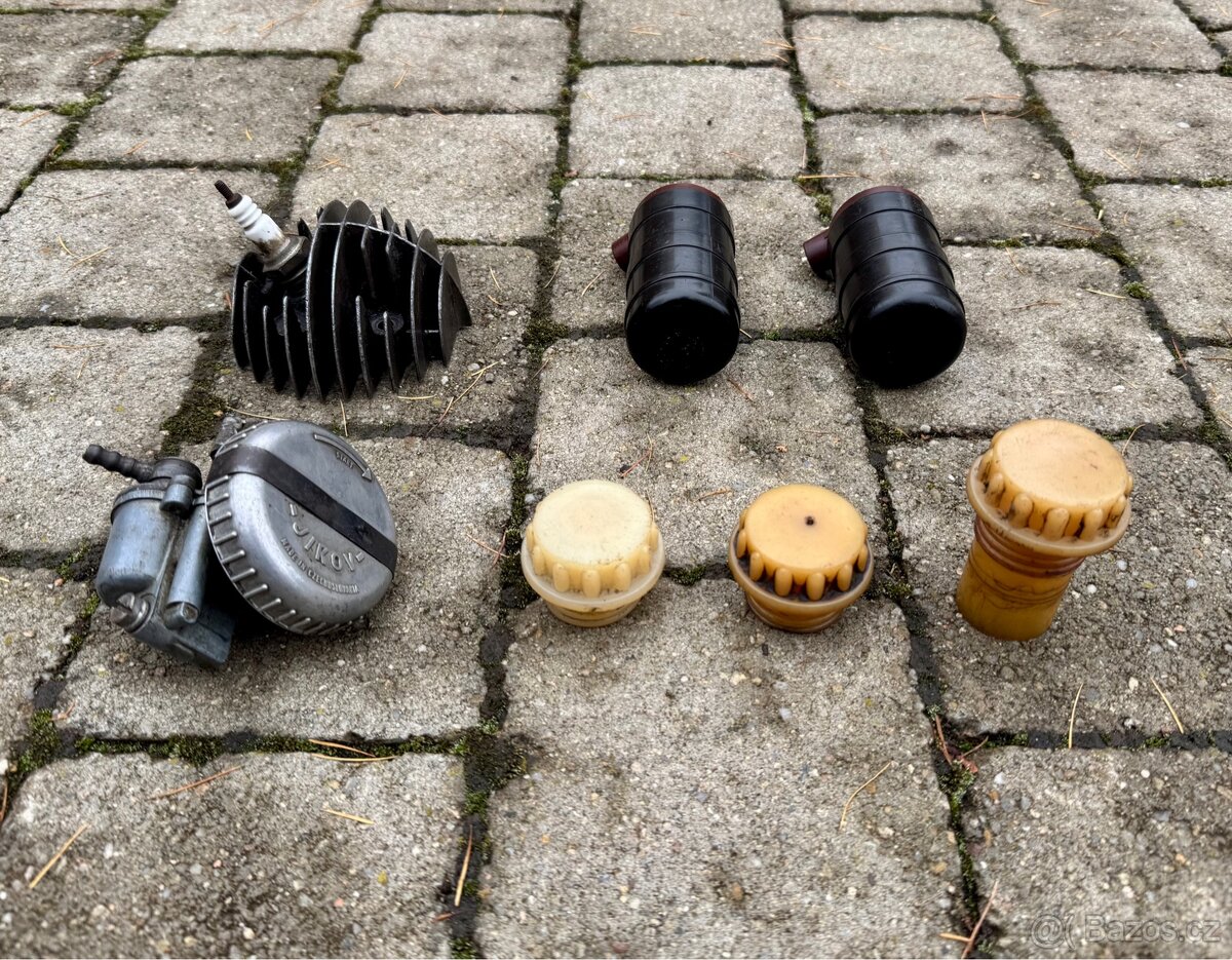 Jawa 50 pařez, pionýr - díly - 2