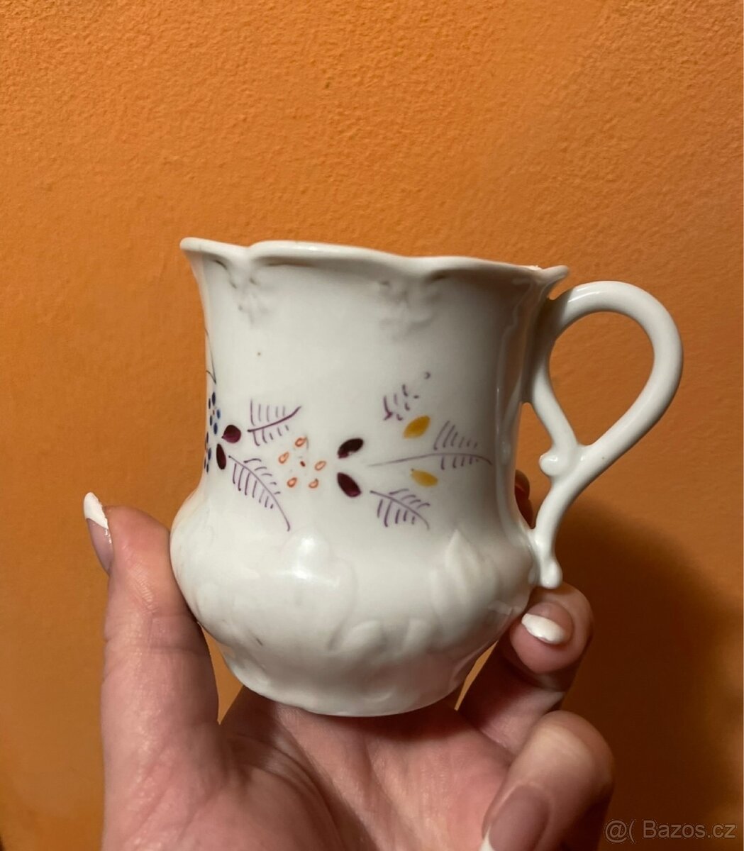 Malá porcelánová mléčenka - 2