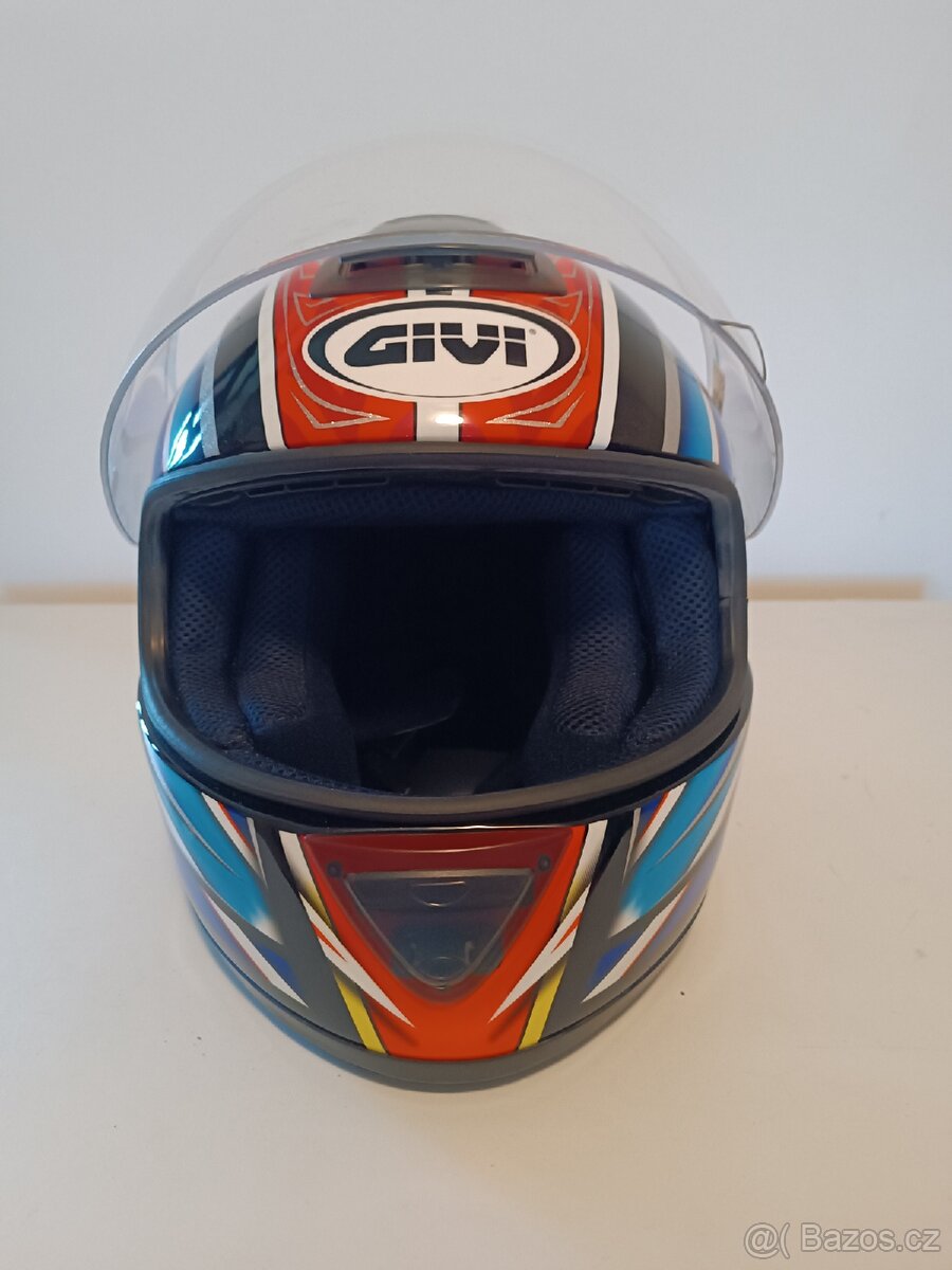 Integrální přilba Givi - 2