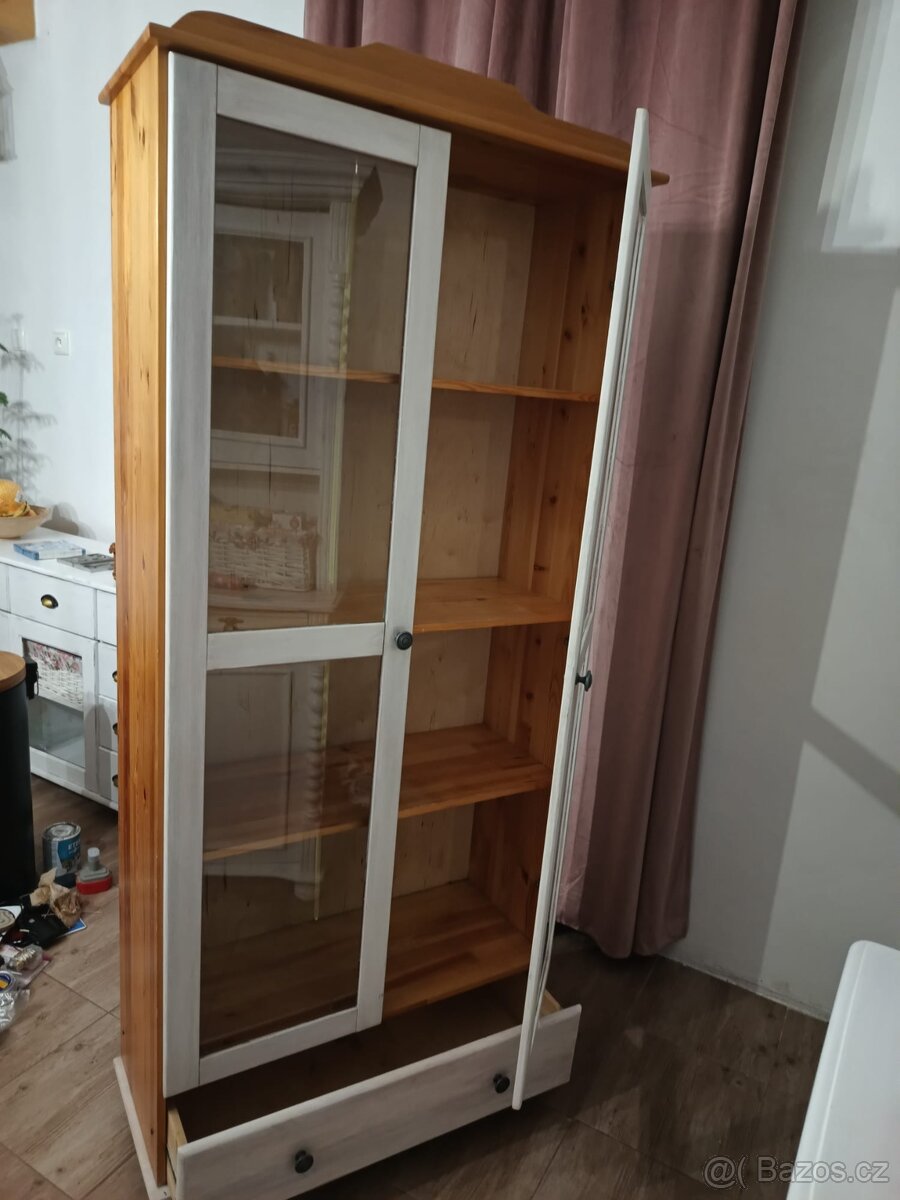 Masivni vitrina borovice - 2